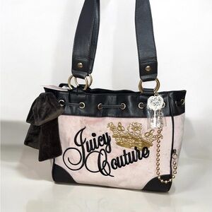 The key to Juicy tote/Dusty blush